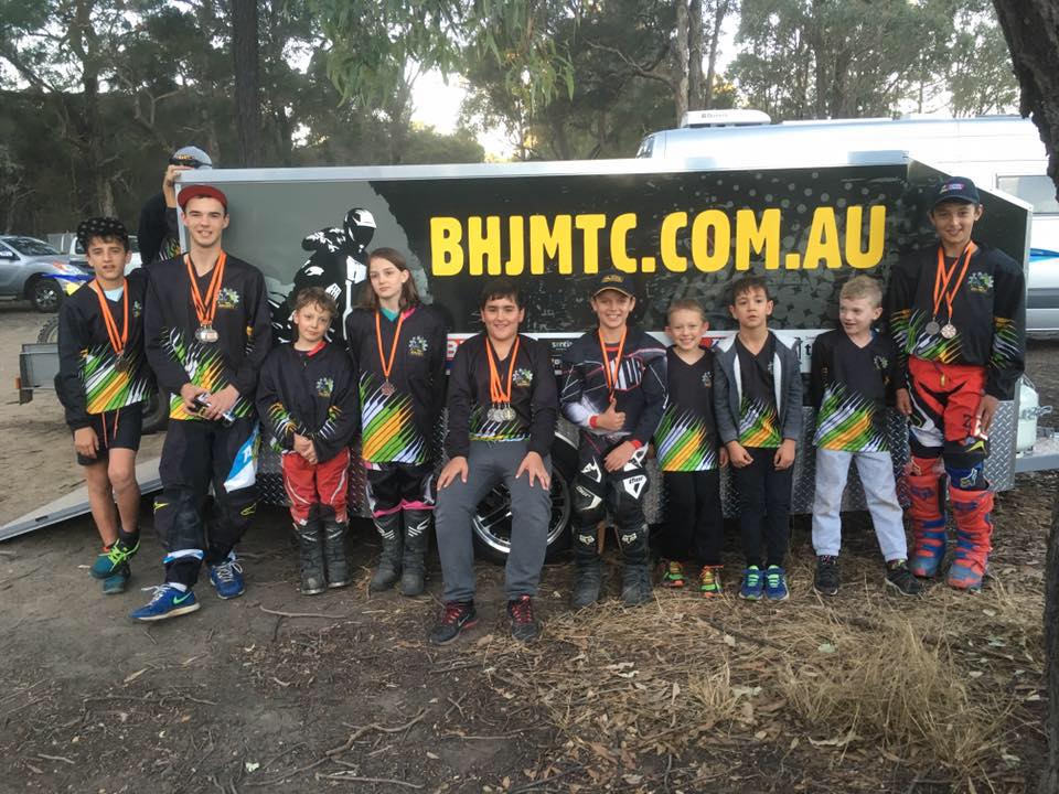 13321879_960289100754234_8168638809655245146_n